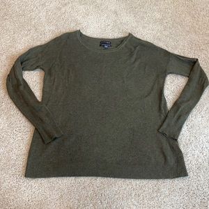 American Eagle Green Sweater Lightweight